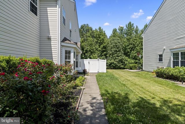 124 BUCKINGHAM WAY, Mount Laurel, NJ 08054