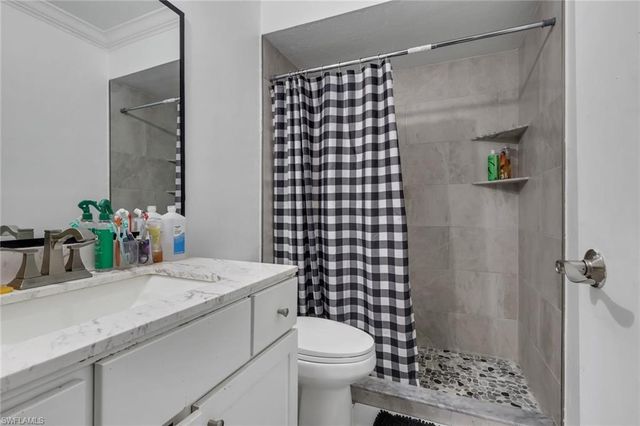 5424 21st PL SW, Naples, FL 34116