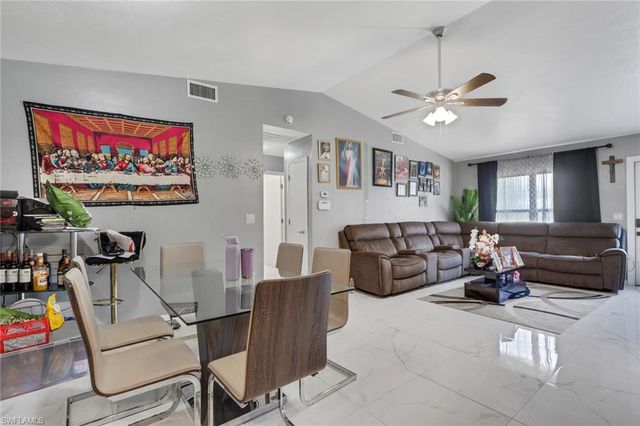 5424 21st PL SW, Naples, FL 34116