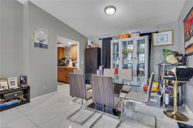 5424 21st PL SW, Naples, FL 34116