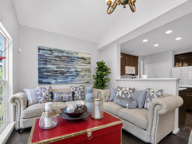 1712 ALLERFORD DR, Hanover, MD 21076