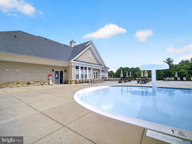1712 ALLERFORD DR, Hanover, MD 21076