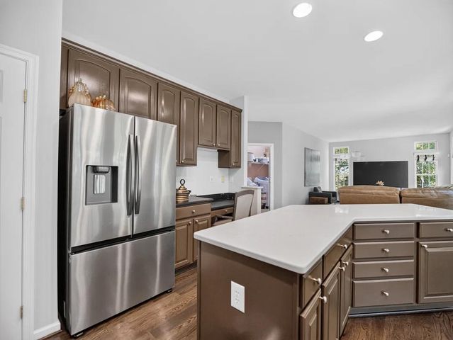 1712 ALLERFORD DR, Hanover, MD 21076