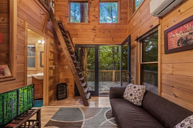 28 Hawkeye Ridge, Blue Ridge, GA 30513