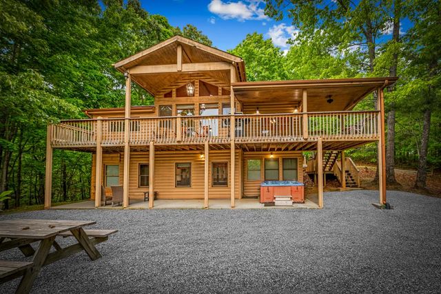 28 Hawkeye Ridge, Blue Ridge, GA 30513