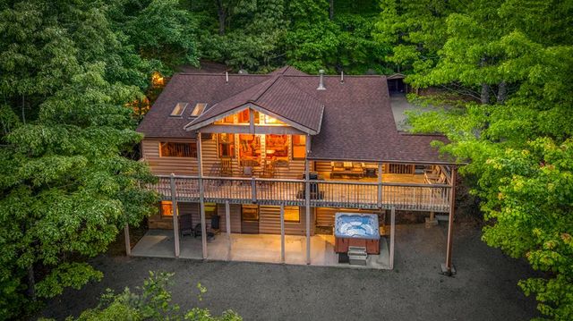 28 Hawkeye Ridge, Blue Ridge, GA 30513