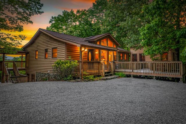 28 Hawkeye Ridge, Blue Ridge, GA 30513