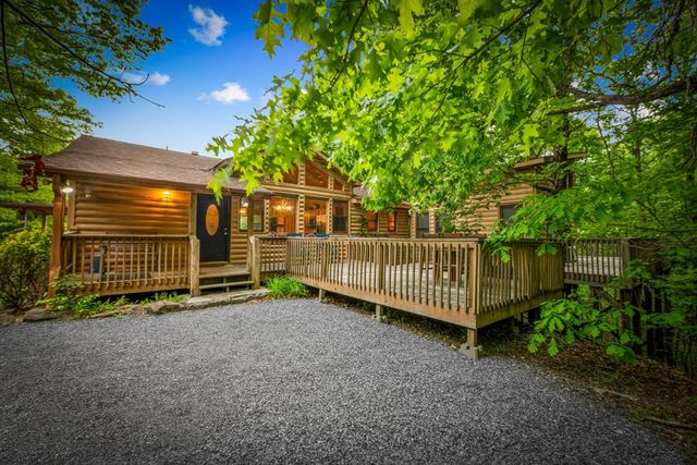 28 Hawkeye Ridge, Blue Ridge, GA 30513