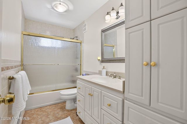 174 Statesir Place, Red Bank, NJ 07701