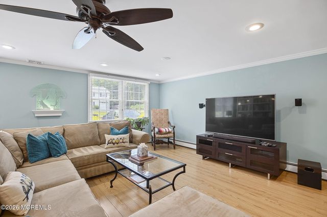 174 Statesir Place, Red Bank, NJ 07701