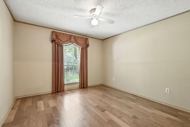 4009 Double Tree Trail, Irving, TX 75061