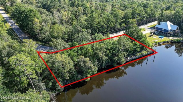 12209 Hickman Road, Biloxi, MS 39532
