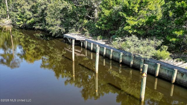 12209 Hickman Road, Biloxi, MS 39532