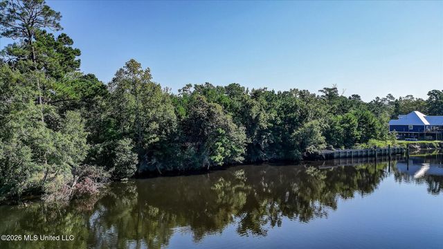 12209 Hickman Road, Biloxi, MS 39532
