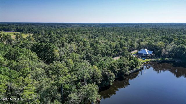12209 Hickman Road, Biloxi, MS 39532