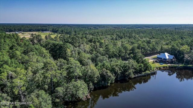 12209 Hickman Road, Biloxi, MS 39532