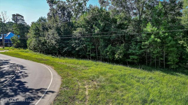 12209 Hickman Road, Biloxi, MS 39532