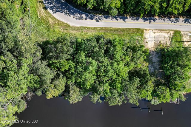 12209 Hickman Road, Biloxi, MS 39532