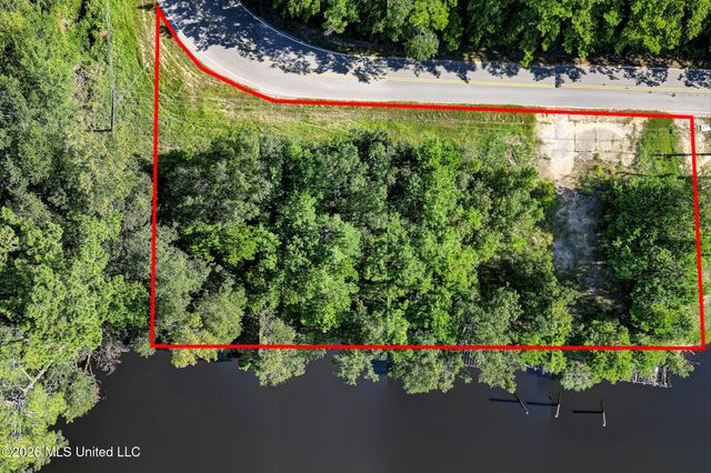 12209 Hickman Road, Biloxi, MS 39532