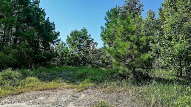 12209 Hickman Road, Biloxi, MS 39532