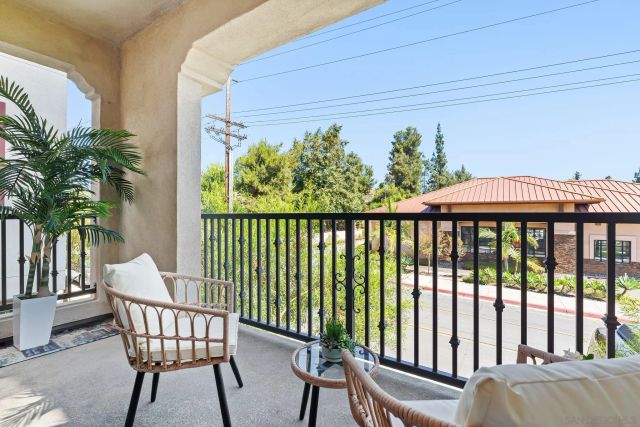 414 Carina Gln, Escondido, CA 92025