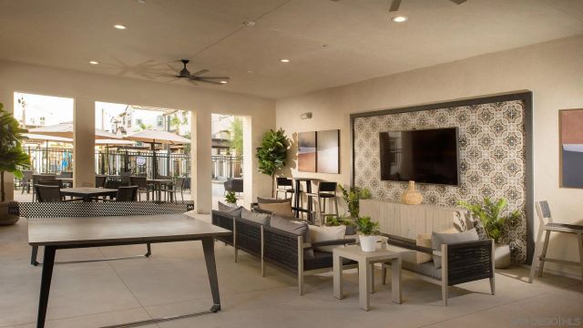 414 Carina Gln, Escondido, CA 92025