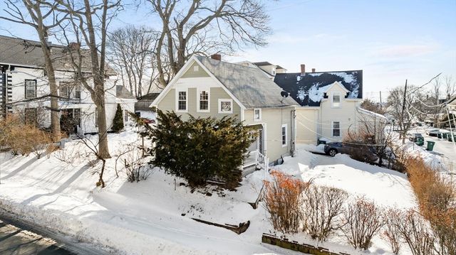 26 Sagamore St, Lynn, MA 01902