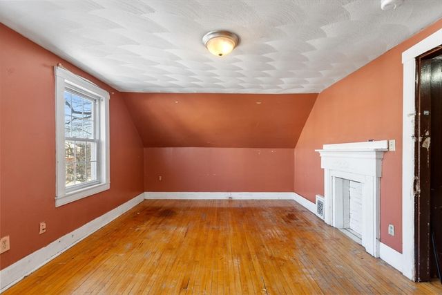 26 Sagamore St, Lynn, MA 01902