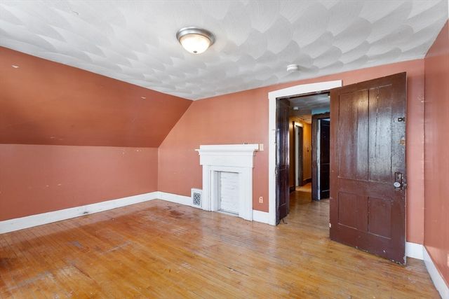 26 Sagamore St, Lynn, MA 01902