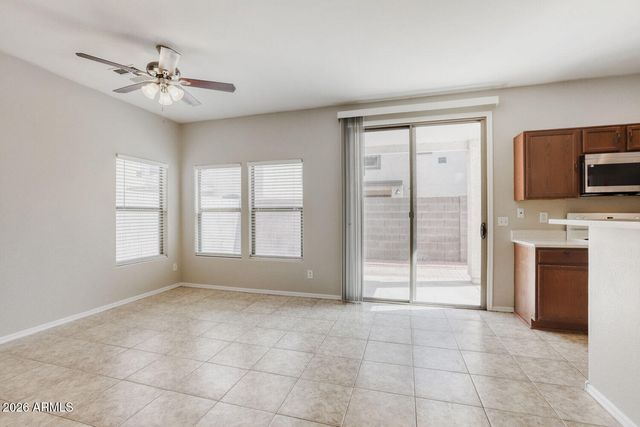 6415 W SOPHIE Lane, Laveen, AZ 85339