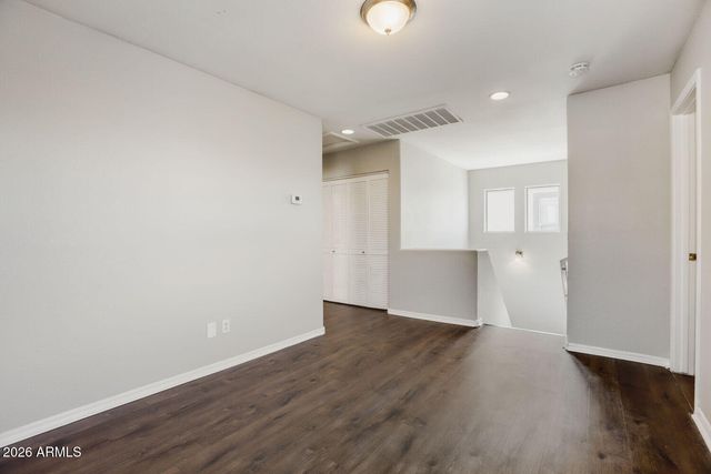 6415 W SOPHIE Lane, Laveen, AZ 85339
