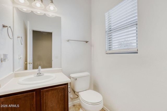 6415 W SOPHIE Lane, Laveen, AZ 85339