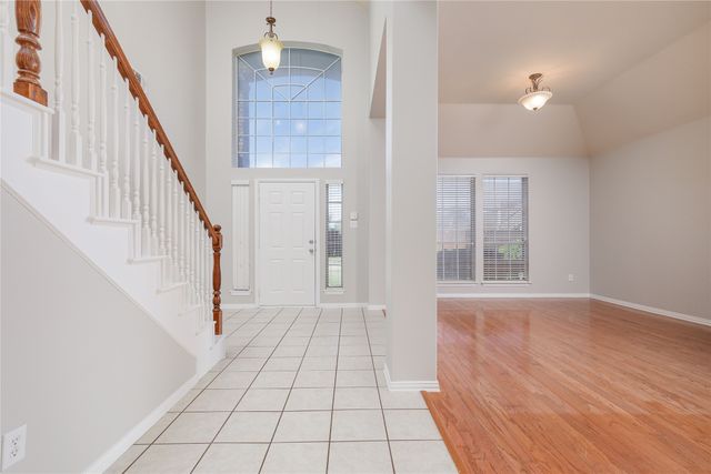 5204 Wisteria Drive, Frisco, TX 75035