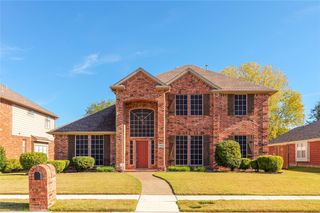 5204 Wisteria Drive, Frisco, TX 75035
