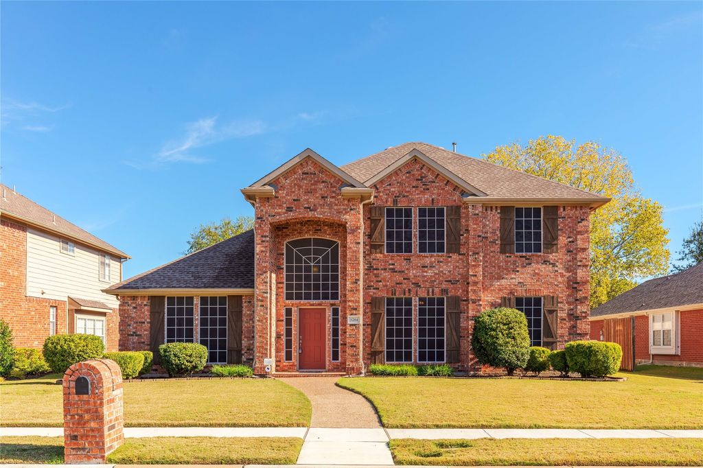 5204 Wisteria Drive, Frisco, TX 75035