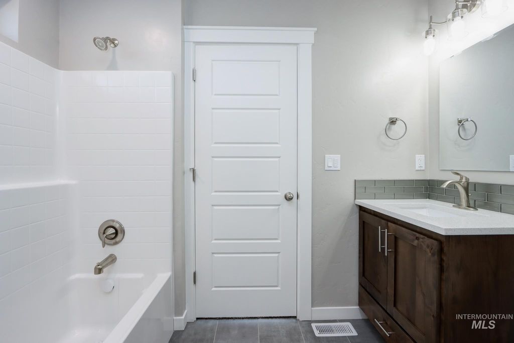 824 N 5th St, Nyssa, OR 97914 photo 14