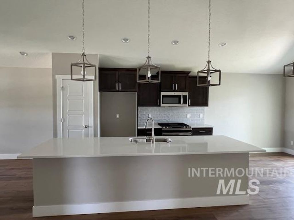 824 N 5th St, Nyssa, OR 97914 photo 5