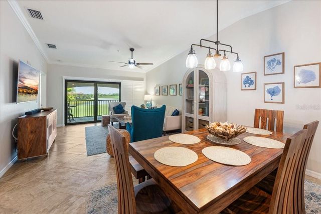 5557 PALMER CIRCLE 202, Bradenton, FL 34211