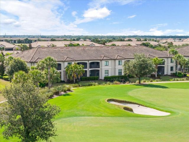 5557 PALMER CIRCLE 202, Bradenton, FL 34211
