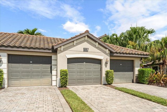 5557 PALMER CIRCLE 202, Bradenton, FL 34211