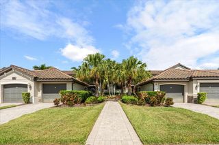 5557 PALMER CIRCLE 202, Bradenton, FL 34211