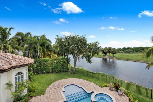 12260 NW 68th Ct, Parkland, FL 33076