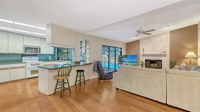 5331 DOMINICA CIRCLE, Sarasota, FL 34233