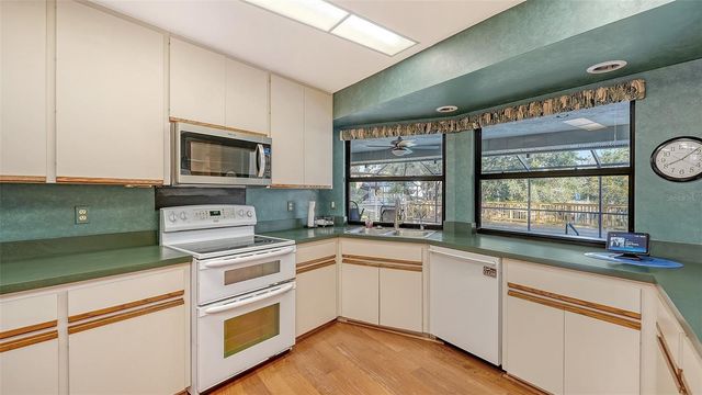 5331 DOMINICA CIRCLE, Sarasota, FL 34233