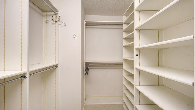 5331 DOMINICA CIRCLE, Sarasota, FL 34233