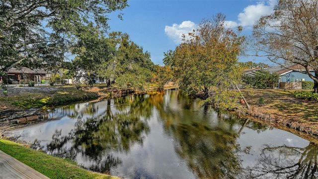 5331 DOMINICA CIRCLE, Sarasota, FL 34233