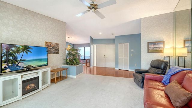 5331 DOMINICA CIRCLE, Sarasota, FL 34233