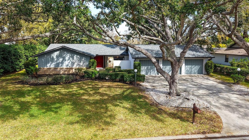 5331 DOMINICA CIRCLE, Sarasota, FL 34233