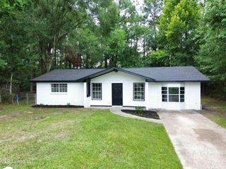 1513 Kingfisher Drive, Gautier, MS 39553