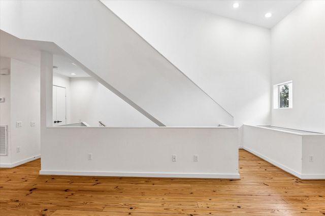 6130 Grand Boulevard, Houston, TX 77021